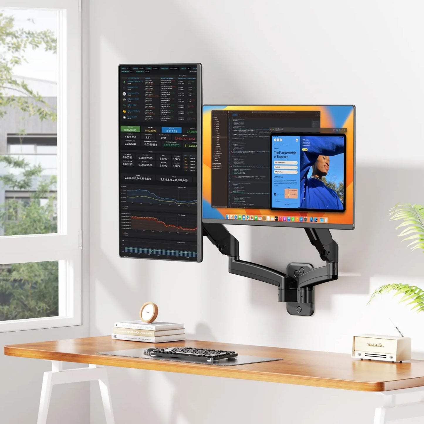 PUTORSEN Dual Monitor Wall Mount for 17-32 inch Flat/Curved Computer Screens, Full Motion Wall Monitor Mount with VESA 75x75/100x100 mm, Each Holds Up to 19.8lbs PUTORSEN